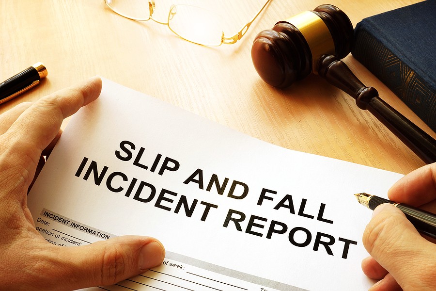 How an Attorney for Slip and Fall Cases Builds Your Claim